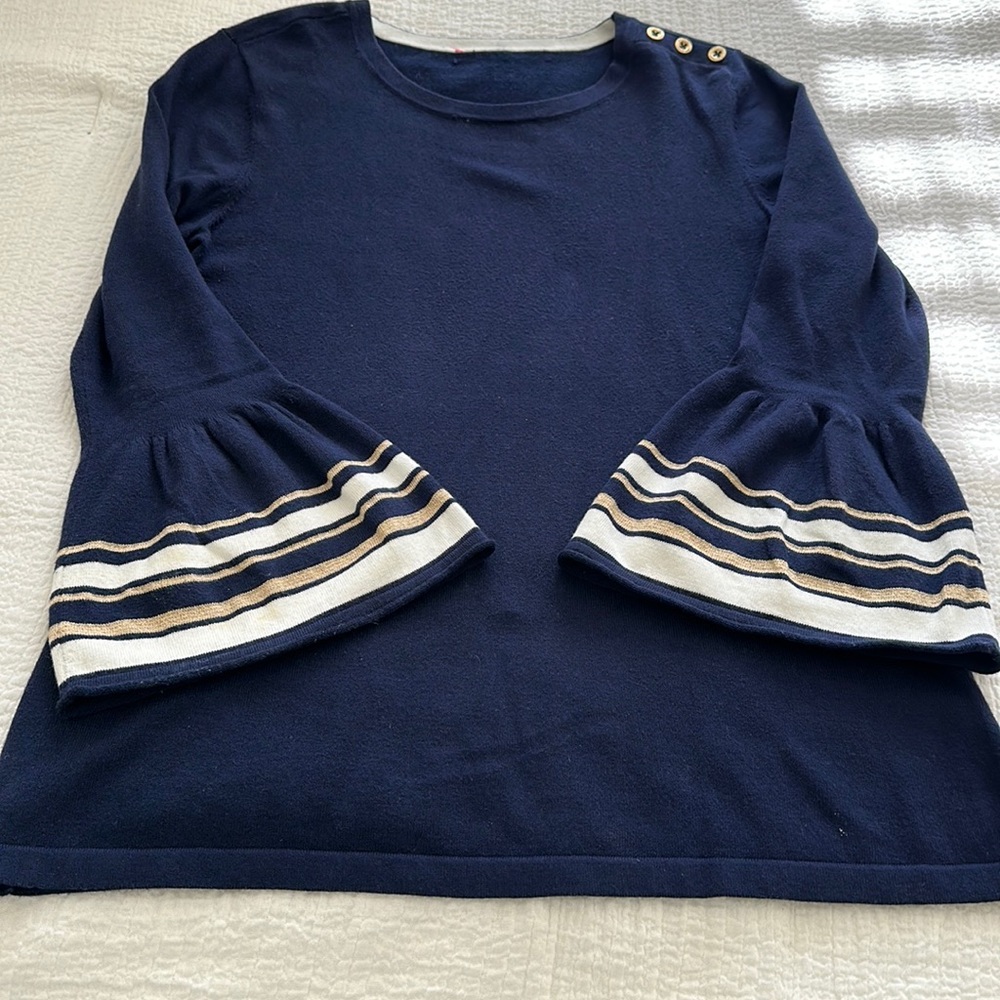 Lilly Polzer navy sweater with cute sleeves, size small, smoke, free home